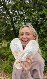 Happy customer with barefoot shoes